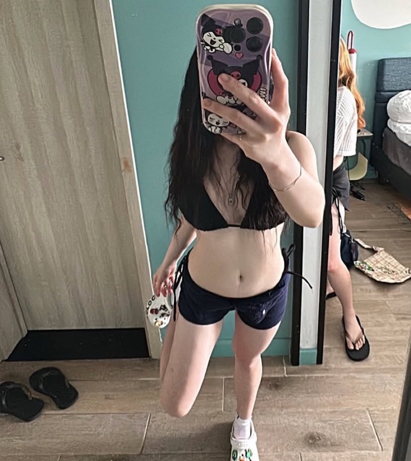 Nửa dưới nhoa. như đã hứa.🤭