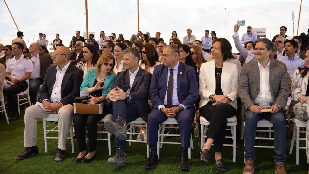 Conmemoramos los 25 años del gas natural en el norte.⚡️🙌 

El subsecretario Luis Felipe Ramos participó en este hito que celebra la creación del Gasoducto NorAndino y 10 años de la operación del estanque GNL Mejillones, claves para el desarrollo energético de Chile. 🇨🇱