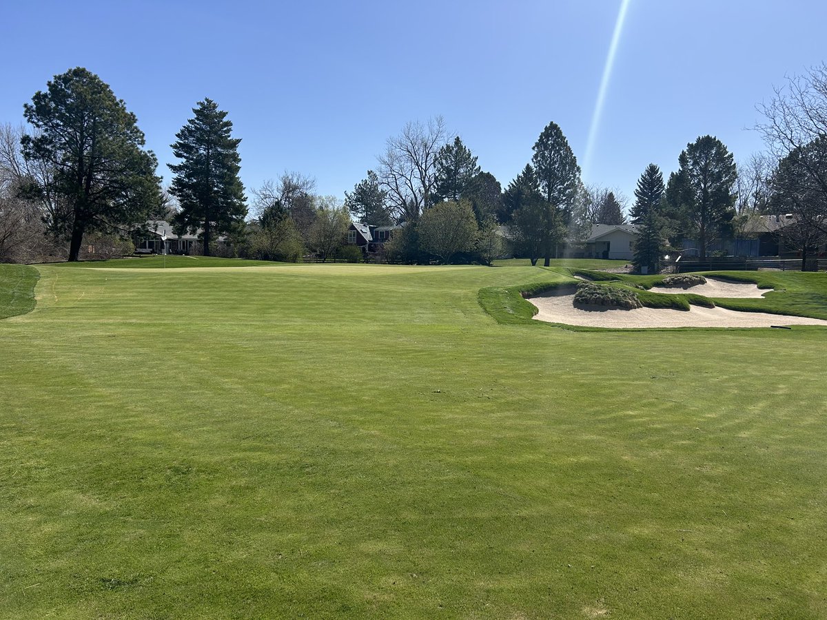bouldergrounds's tweet image. Opening day for the renovated holes on the front 9.  What a day for it!