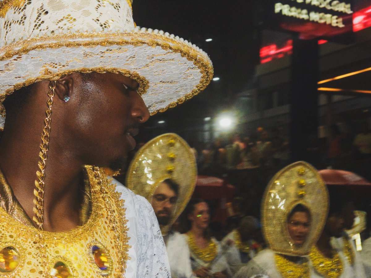 omokunrinodo's tweet photo. @belqrzz Aproveitar e fazer meu marketing amgs sou fotógrafo, videomaker e realizador audiovisual.

Modelo da cyber: Camera Sony Cyber-shot Dsc-w510

Me sigam nesse link no insta para mais fotos carnavalescas: 
https://t.co/ieGhtwqLC4 https://t.co/iYfeCwwn00