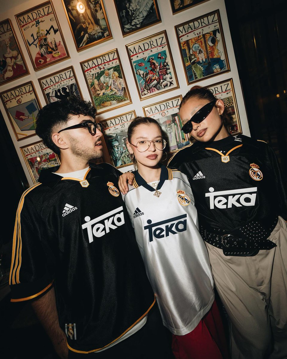 VioletaHNews's tweet photo. 📷 | Sharon López (@/sharonlopez) vía Instagram Post.
🔗:https://t.co/hvss0mnD9n
"Un honor hacer fotos en el lanzamiento de la reedición de este camiseton de la temporada 1999 / 2000 de @/adidas_es @/realmadrid
⭐️⚽️⭐️
Thx @/highxtar @/odysseyfam ❤️
#RMCFBringBack" https://t.co/fMa6bGdPif