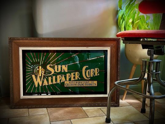 EskdaleR's tweet photo. SOLD.
Large Sun Wallpaper reverse glass gilt sign.
#gilding #glassgilding #verreeglomise #goldleaf #traditionalSigns #traditionaladvertising #signwriting https://t.co/vwx2kwquJ8