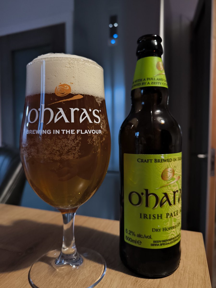 Kicking off #FridayBeers later than usual with a classic. <a href="/OHarasBeers/">O'Hara's Irish Craft Beer</a> Irish Pale Ale. Cheers all 🍻🍻