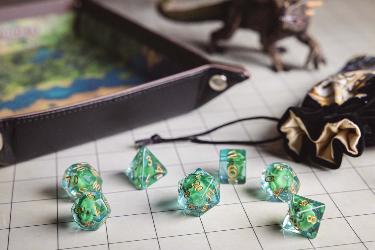 FanRollDice's tweet photo. 🧙‍♂️ Pathfinder fans, the real question is:
Would you rather trap your goblin... or cage it?

🔒 Caged Critters or Goblin Inclusion Dice – both come with a mischievous little menace sealed inside. https://t.co/PpUrA8o7N8