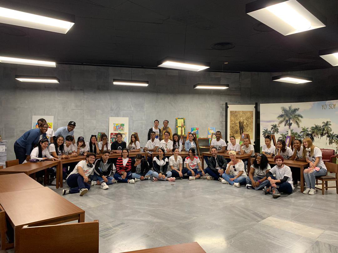 feucm_may's tweet photo. ¡A TRAVÉS DE LA HISTORIA!📜 En Conmemoración al 130 Aniversario de la caída en combate de Nuestro Apóstol, la Cátedra de Historia de la #FCMMAY en conjunto con la FEU, realizó un emocionante recorrido por los principales centros relacionados con nuestro Héroe Nacional #FEUdeCuba https://t.co/XdItotpPG7