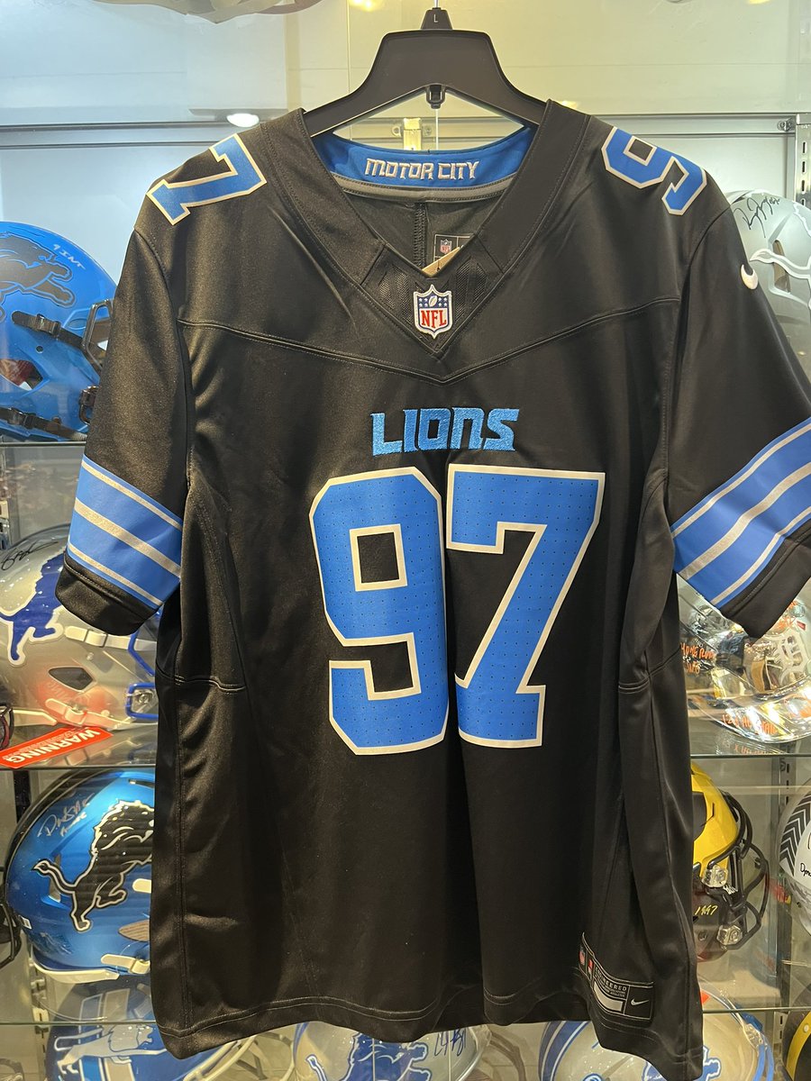 Nike signed jersey signed by hutch was $399  on sale $299   beckett 734-469-4865 shipping $13 

Today deal of the day “limited stock  only”