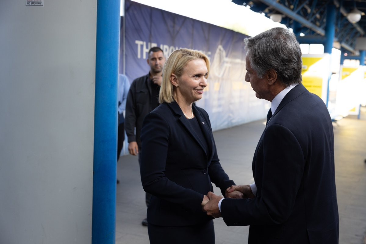 ABlinken's tweet image. Grateful to Amb. Bridget Brink for three remarkable years leading our embassy in Ukraine. Her courage and commitment to Ukraine’s freedom show our foreign and civil service at their best — as does our incredible team at Embassy Kyiv. My enduring gratitude to her and them.