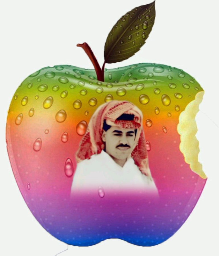alhdhd523's tweet photo. @hdymmd446753 @sssalehalsaleh نيوتن
وقعت 
التفاحة على رأسة 
فاكتشف قانون
 الجاذبية 
ووقع
الحُب على قلبي
 فاكتشفت قانون البُعد. 
قوة الحُب بزيادة π+ مربع الأهتمام التام =0 
#المتوكل_على_الله
#المتوكل_على_الله 
 #صالح_انت_فيذ https://t.co/qKfGYwQH4t