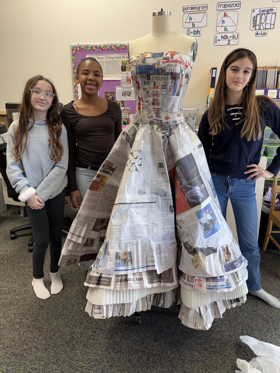 VALLEY STREAM 24 FASHION DESIGN STUDENTS INTERVIEW EMMY-AWARD WINNING COSTUME DESIGNER

RWC students competing in the Olympics of the Visual Arts spoke with Kasia Walicka-Maimone, the costume designer of HBO series The Gilded Age.  #MakeTheConnection #InnovatingOurFuture #VS24