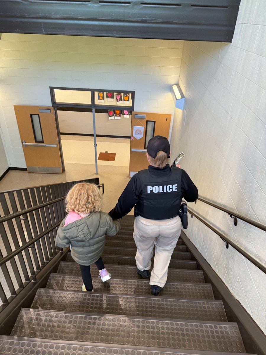 ccspdga's tweet image. Cpl. Buffkin had a little helper while doing her security checks at Little River ES that she assisted back to her kindergarten class! &quot;A truly amazing SRO is hard to find, difficult to part with and impossible to forget&quot; Thank You Cpl. Buffkin!