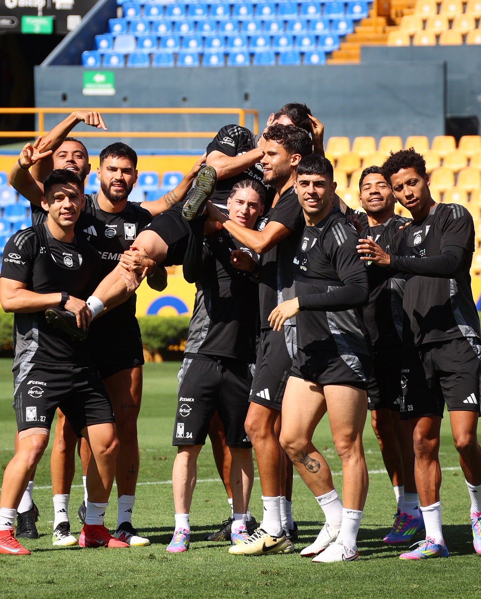 💛 SIEMPRE UNIDOS, FAMILIA.