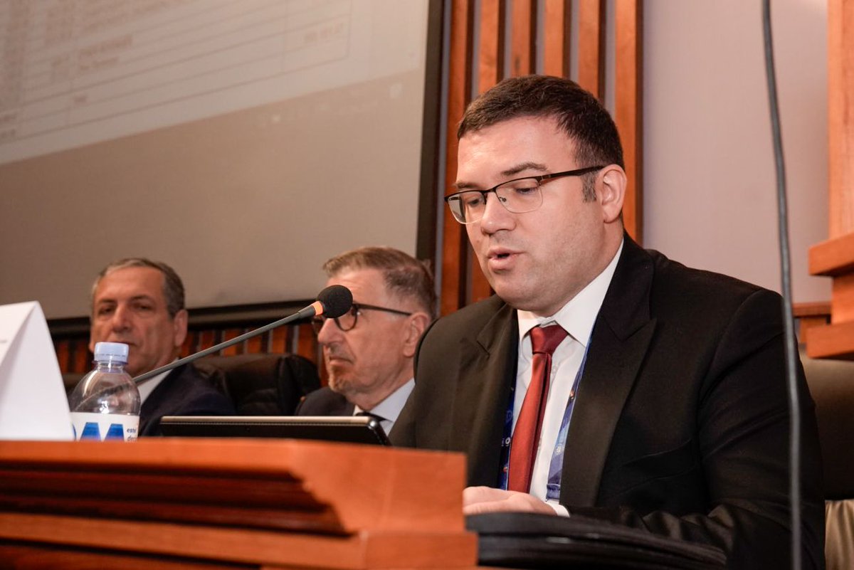 HISTORIC ACHIEVEMENT!🙌🇽🇰

Dr. <a href="/astrithasani/">astrit hasani</a> has been elected President of the European Weightlifting Federation <a href="/ewfsport/">ewfsport</a> today in Chisinau, Moldova — becoming the first Kosovan &amp; Albanian to lead a European sports federation!

#ewfsport #weightlifting