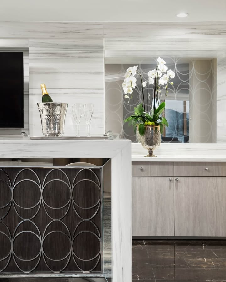 Beer, billiards, and the best views in Las Vegas. Raise a glass from our Penthouse Suite—boasting an in-room bar, spacious living area, and views of Allegiant Stadium. Suite Escape: bit.ly/42JQ17B #Vegas