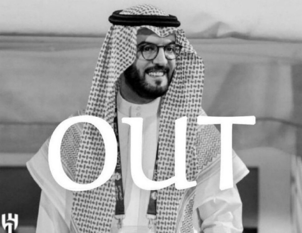 alharthi_26's tweet photo. كوارث السكرتير المندوب بن نافل خلال موسم فقط :

1 - هاجم الجمهور
2 - رفع عليهم اسعار التذاكر
3 - عاند في إقالة خيسوس
4 - عاند في موضوع البليهي
5 - أبعد الجوير الفرج والبريك
6 - لم يعطي موظفي النادي حقوقهم
7 - لم يرد على أعضاء الشرف
8 - ألغى لعبة كرة السلة
9 - لم يوفر إحتياجات الفريق
10 - أخذوا منه سعود عبدالحميد
11 - لقم من الأهلي والنصر 3 بملعبه
12 - لقم من الإتحاد 4 وهو رايح يتزلج بسويسرا
13 - خسر الكاس والدوري .. وقريبًا سيخسر آسيا
14 - يرى خيسوس يشرك لاعبين مصابين ونخسرهم بالشهور ولم يتحرك لإنقاذ الفريق

لكنه أنتج لين وعصير بإسم الهلال وجعل الميزانية مليار 😍😍

#طرد_بن_نافل_اولا