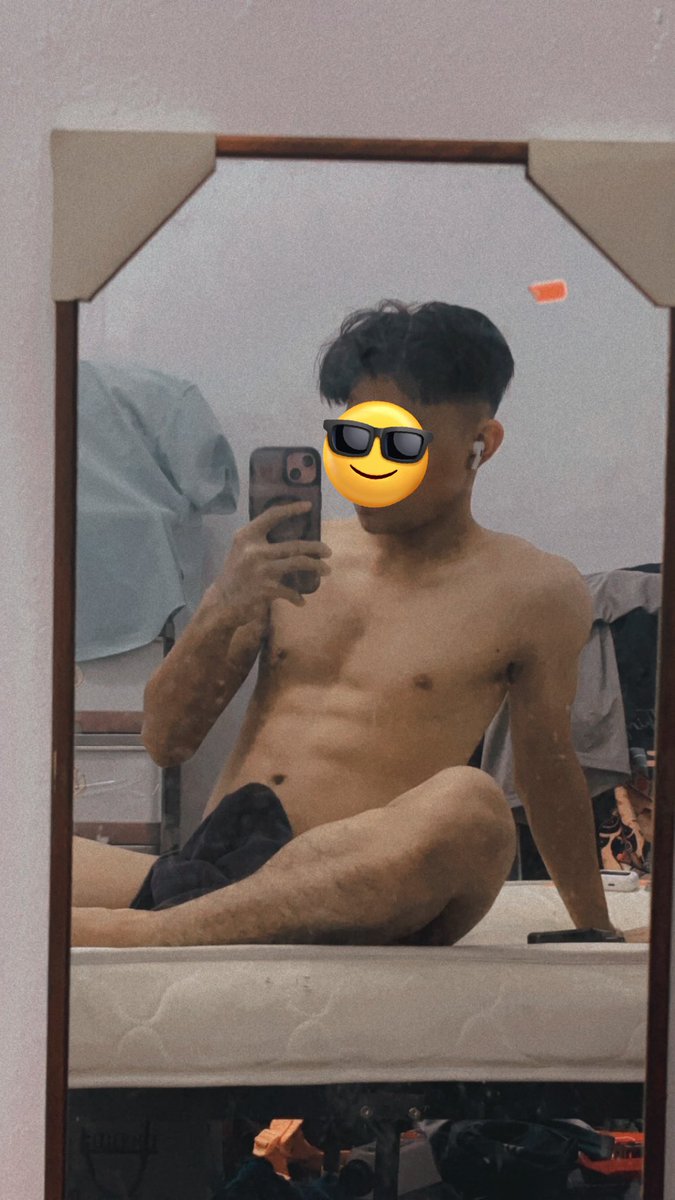 WhoAce24's tweet photo. semua dah tido kan? https://t.co/jHpp1XIn4v