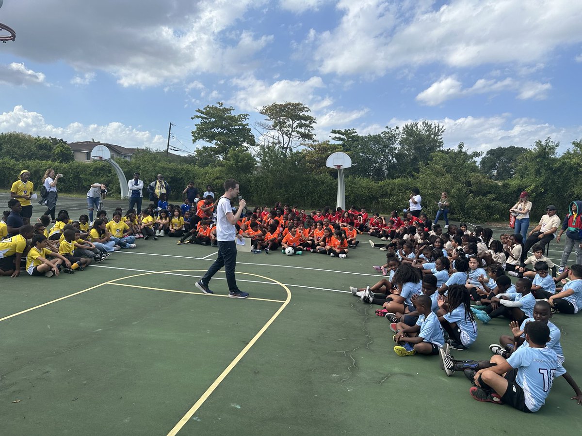 Great event at Liberty City Elementary!  You can feel the excitement and energy!!! Miami Scores!