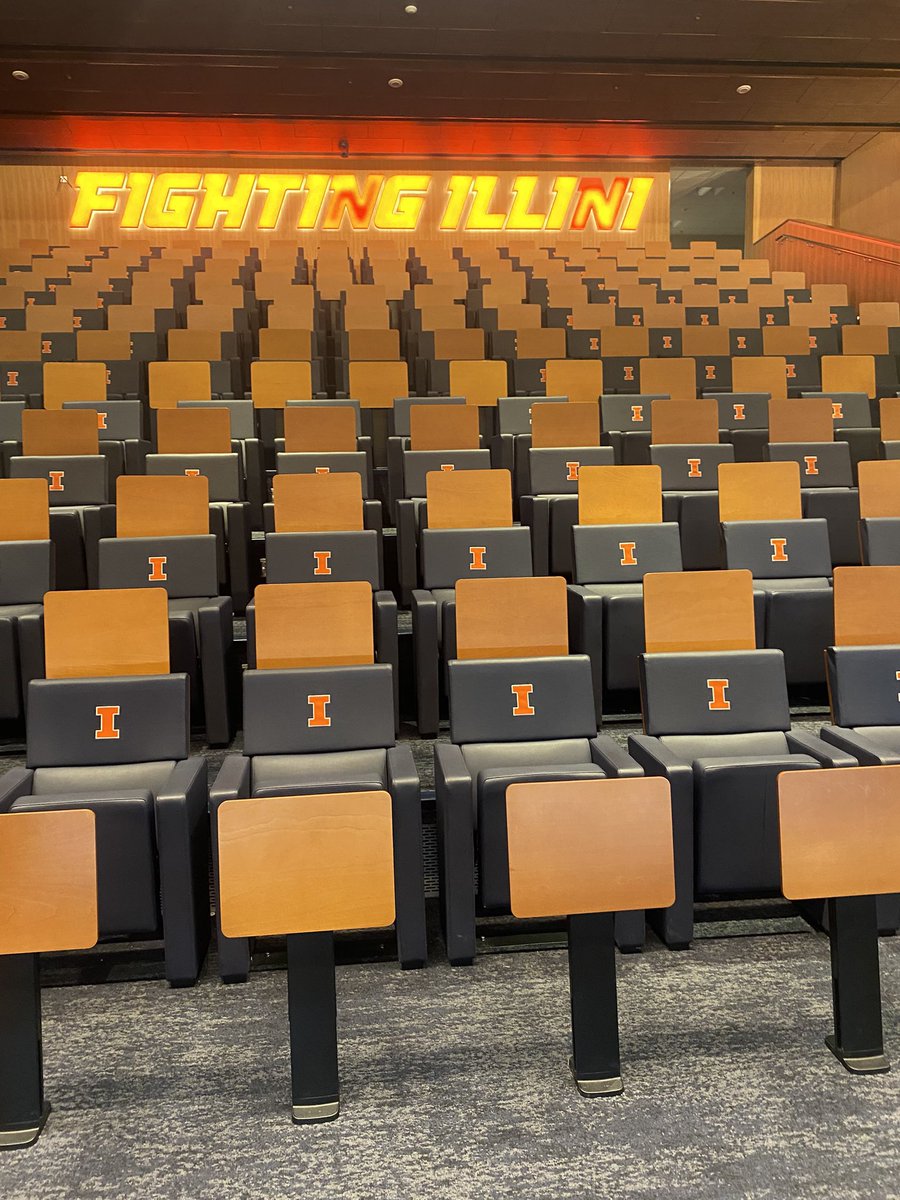 Tony “Ducie” Williams 4⭐️ tweet media