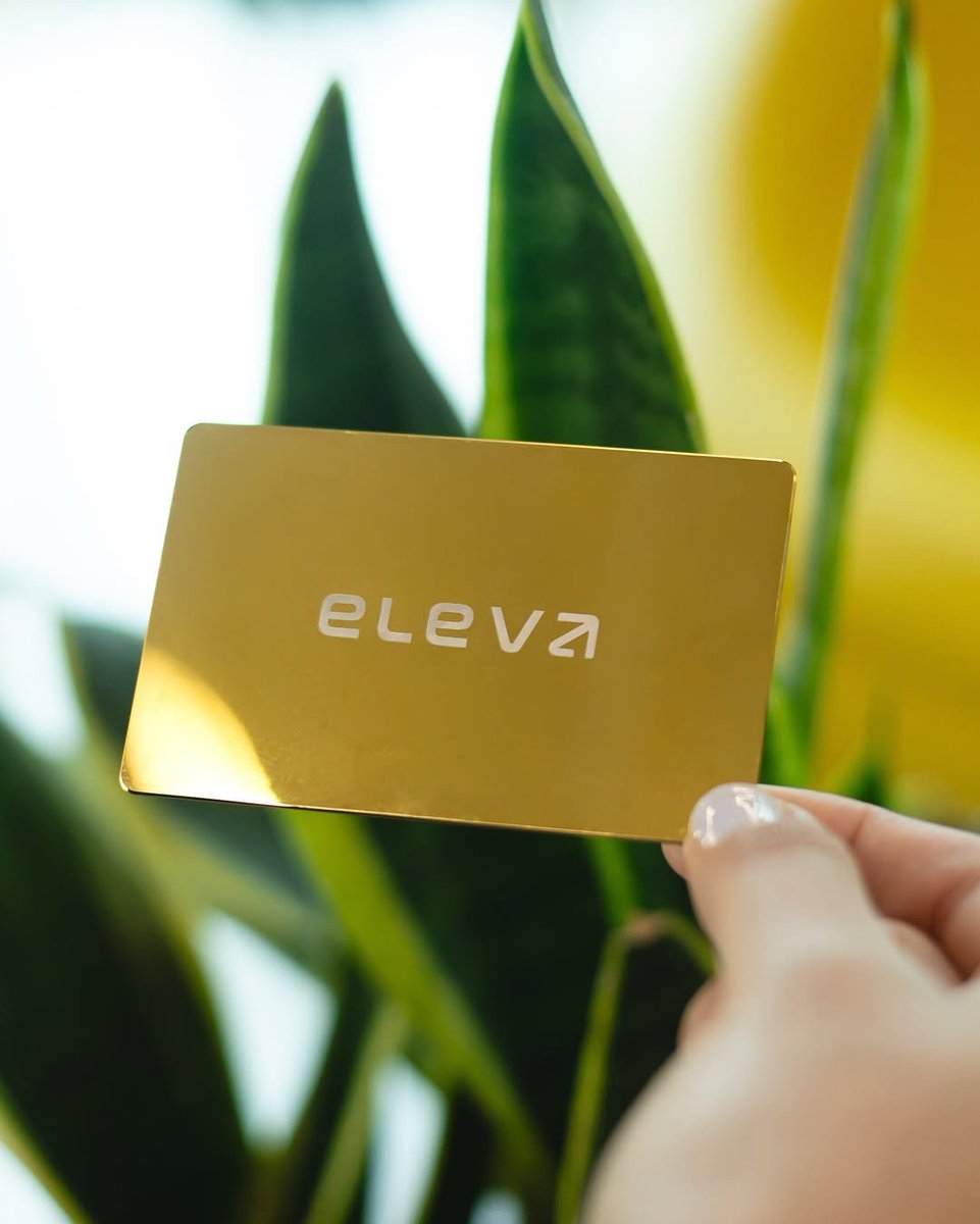 HuellaDigitalSM's tweet photo. 💳✨ Una tarjeta. Todas tus conexiones.⁣
⁣
Diseño de lujo en 4 acabados exclusivos:⁣
🖤 Negro Mate | 🤍 Blanco Mate | 🥈 Baño de Plata | 🏅 Baño de Oro 24K⁣

La pregunta es… ¿Cuál elegirías? 😏👇🏼 https://t.co/bDdPLnRd12