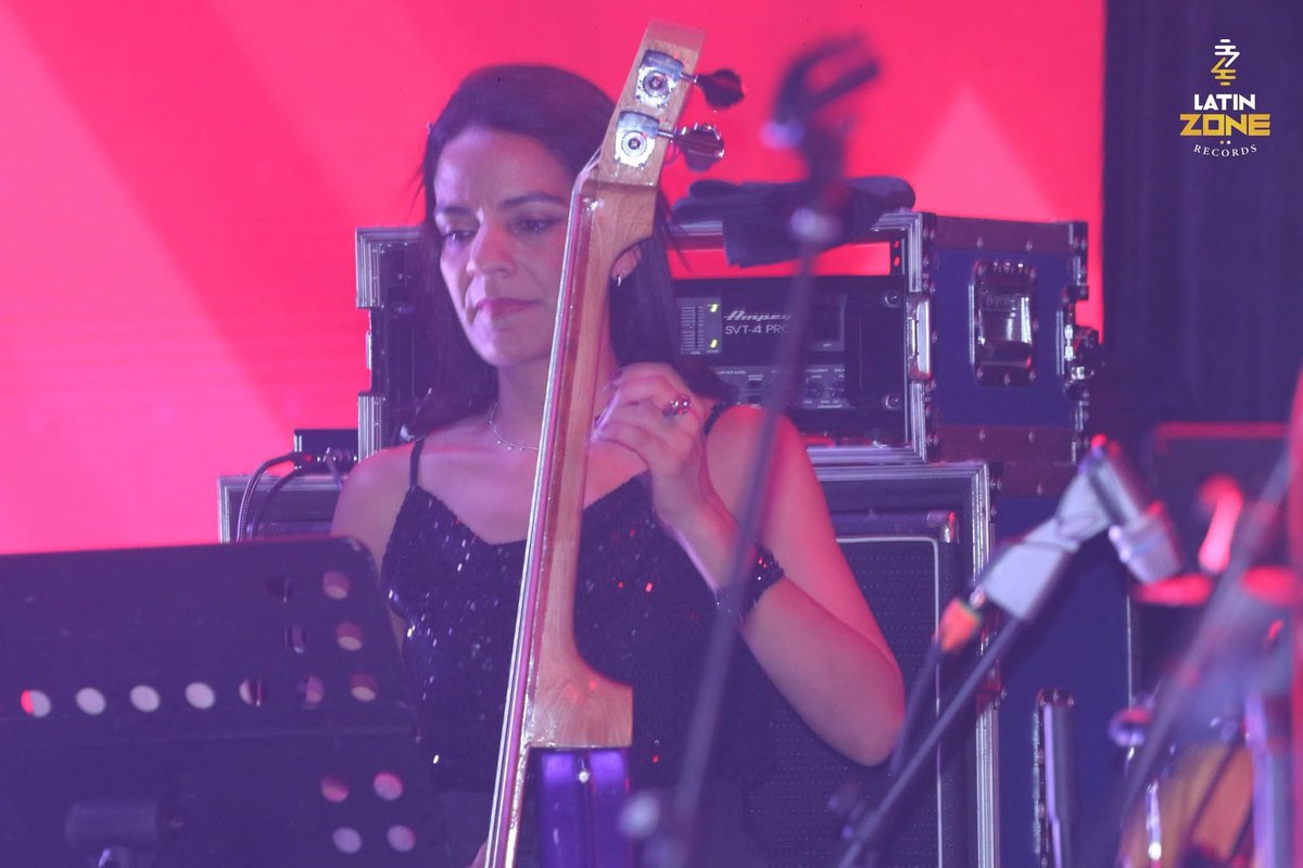 sarlikat's tweet image. 💛 Un honor compartir con nuestro admirado y querido Charlie Cardona. #TeamCharlieCardona🇵🇦 #GAD