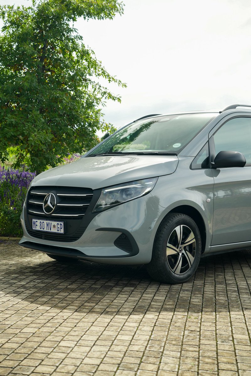 PapiMabele's tweet photo. I’m afraid the new Vito is a 10/10 and you actually don’t need the V300 😭😭🙈

#VitoSelect https://t.co/oKdCeUw1Mg