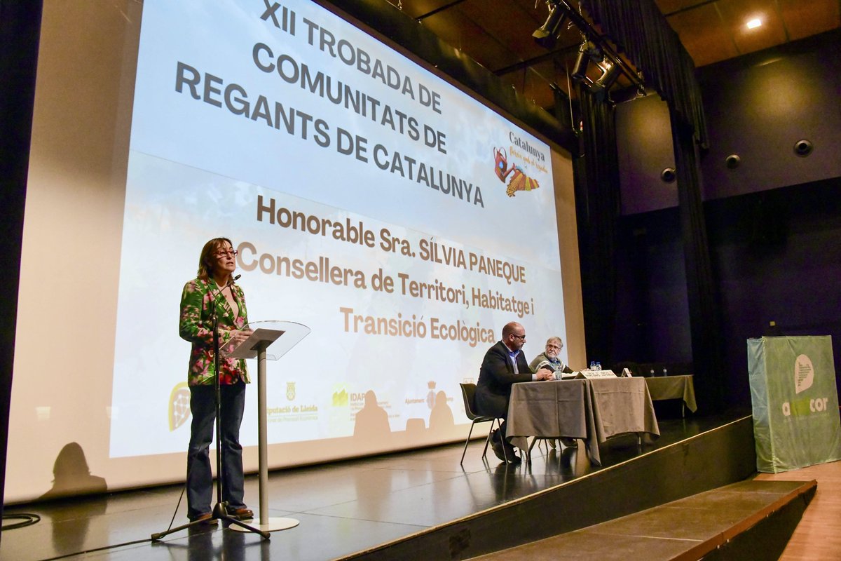💧#Consellera <a href="/SilviaPaneque/">Sílvia Paneque</a>: "Les comunitats de regants s'integraran al Consell d'administració de l'ACA, com és de justícia".

La consellera ho ha explicat a la XII Trobada de Comunitats de Regants a #Tremp.

👉🏽 govern.cat/salapremsa/not…