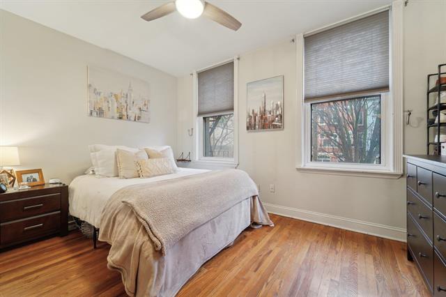 AgentMikeCheck's tweet image. 💥Another Luxury Listing SOLD 
MC Luxury Living/Michael Check💥 
919 Park Ave. #2R Hoboken, NJ  2BR | 1Bth | 834 Sq. Ft. 

This was such a great transaction! My client rose to the top in a six-person bidding war, and I couldn’t be happier for her. Huge thanks to everyone!✨