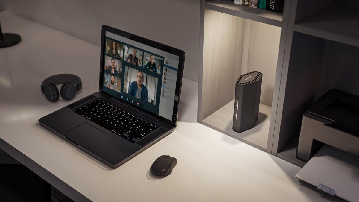 NETGEAR UK&Ireland (@netgear_uki) on Twitter photo Experience outstanding reliability and exceptional value with the Nighthawk WiFi 7 Router RS100. Offering WiFi 7 speeds of up to 3.6 Gbps, it’s perfect for gaming, streaming, video conferencing, and AR/VR entertainment. Stay connected with ease and performance.
#NETGEAR #WiFi7 Experience outstanding reliability and exceptional value with the Nighthawk WiFi 7 Router RS100. Offering WiFi 7 speeds of up to 3.6 Gbps, it’s perfect for gaming, streaming, video conferencing, and AR/VR entertainment. Stay connected with ease and performance.
#NETGEAR #WiFi7