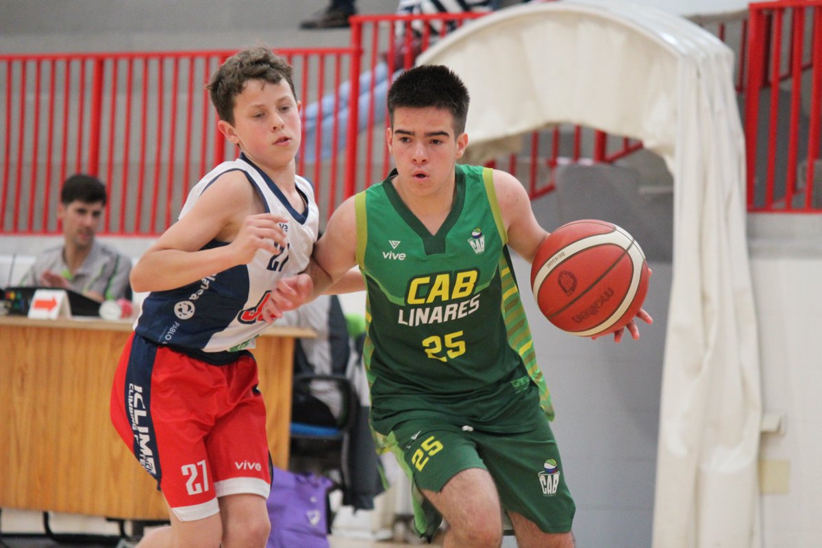 FABJaen's tweet photo. J2 de la 🏆 #FaseFinalIMJaén2025

📆1️⃣1️⃣ de abril⛹️‍♂️
⏳2º Periodo
🏀Pavimentaciones Morales @jaen_cbcantera 3⃣5⃣🆚2⃣3⃣The Cultural English Centre @CABLinares
  
🏟️ Pabellón Municipal
📍@aytoandujar

#BaloncestoAndalucía
#SomosElSur https://t.co/7dyPaswNOy