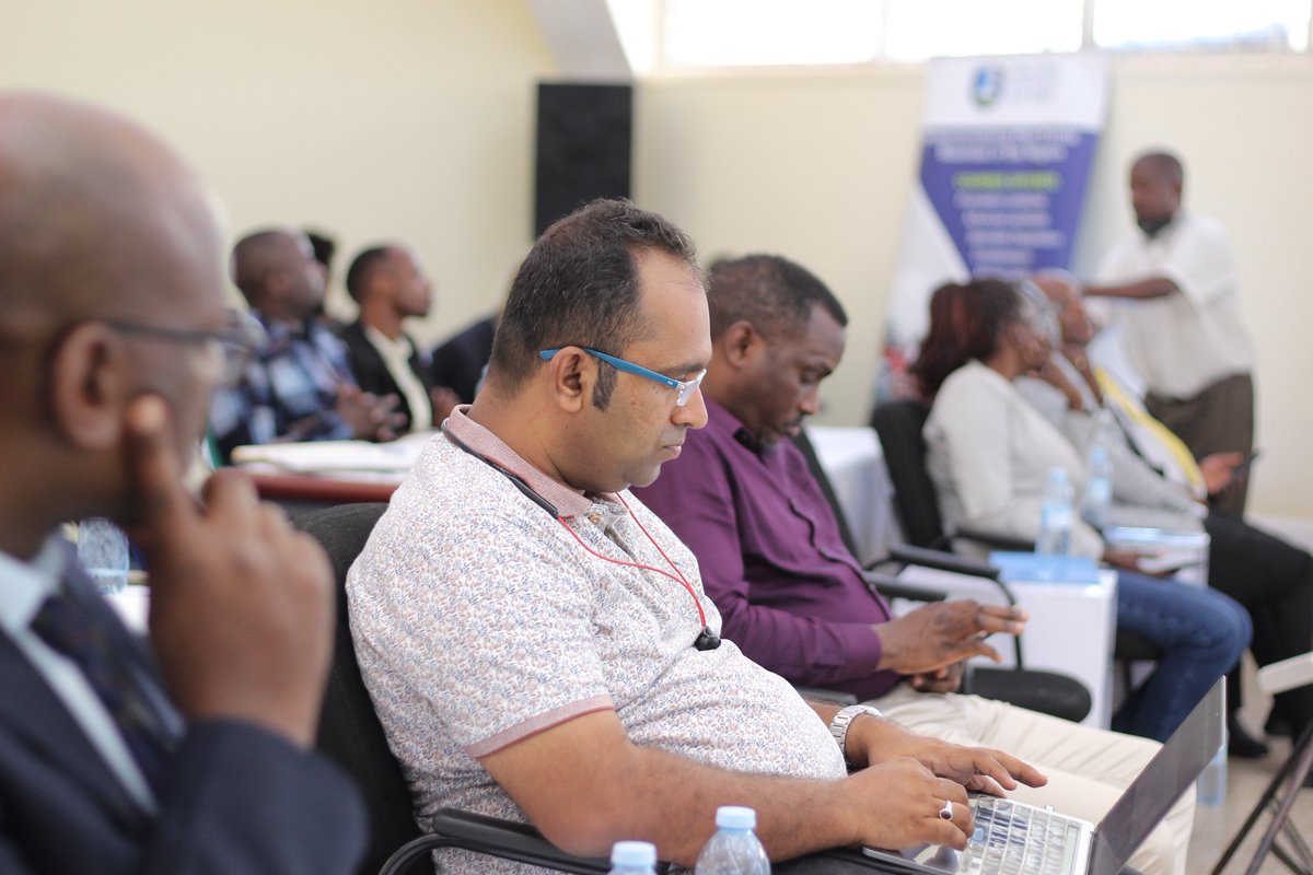 ContactusPulse's tweet photo. One size doesn’t fit all.
Me Christopher called for lending products that reflect the real lives of Ugandans—from salaried workers to self-employed hustlers and emphasized the need for precise housing data—so banks can meet people where they are and drive true affordability. https://t.co/bi7TdSDlFH