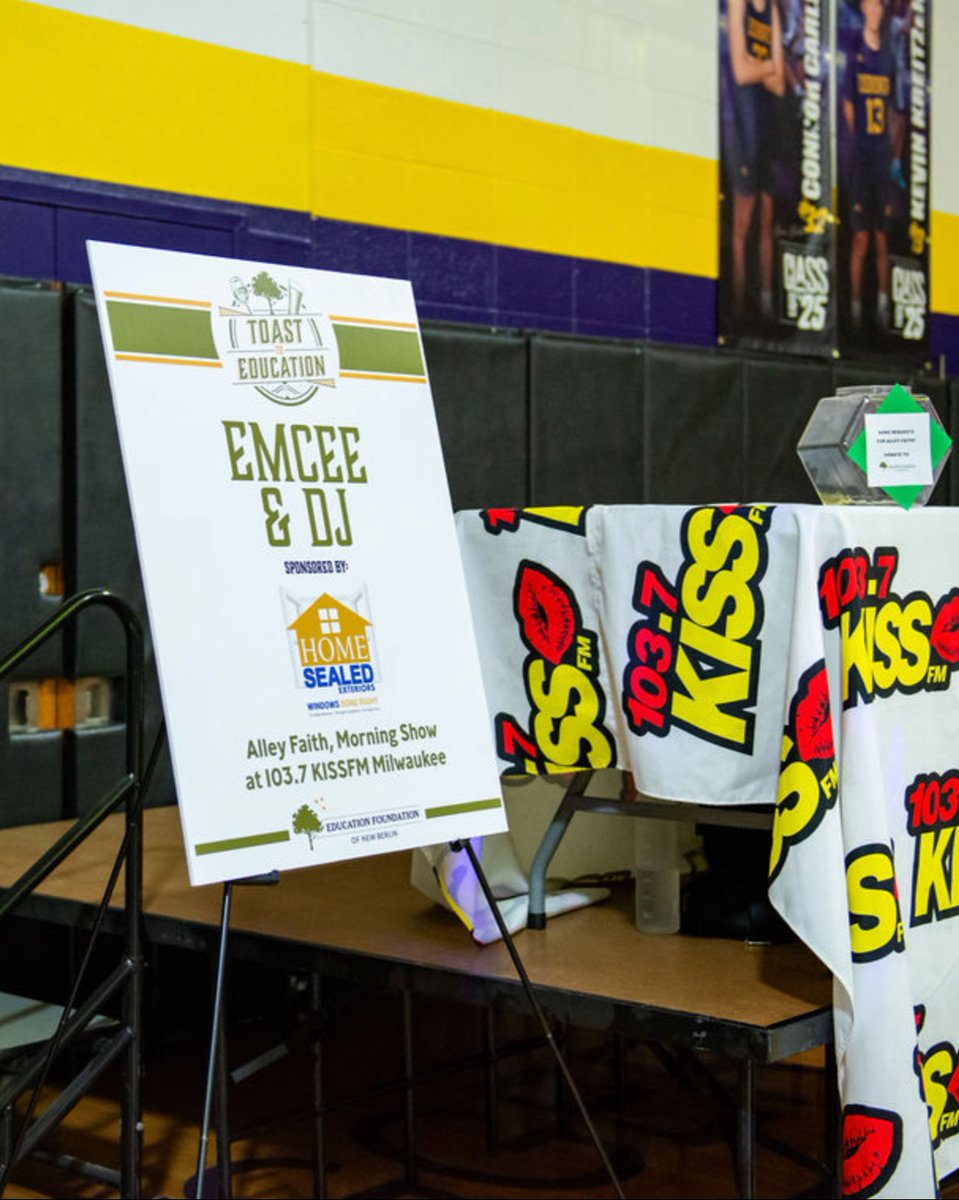 HomeSealed's tweet photo. We were honored to be the **DJ &amp; Emcee Sponsor** for **The Education Foundation of New Berlin’s Beer &amp; Wine Tasting** event! 🍻🎤  💙  
HomeSealed is proud to consistently give back to our community. Learn more:

💻→CLICK: https://t.co/2VEGy7jZlt https://t.co/4ZQkvZUSlC