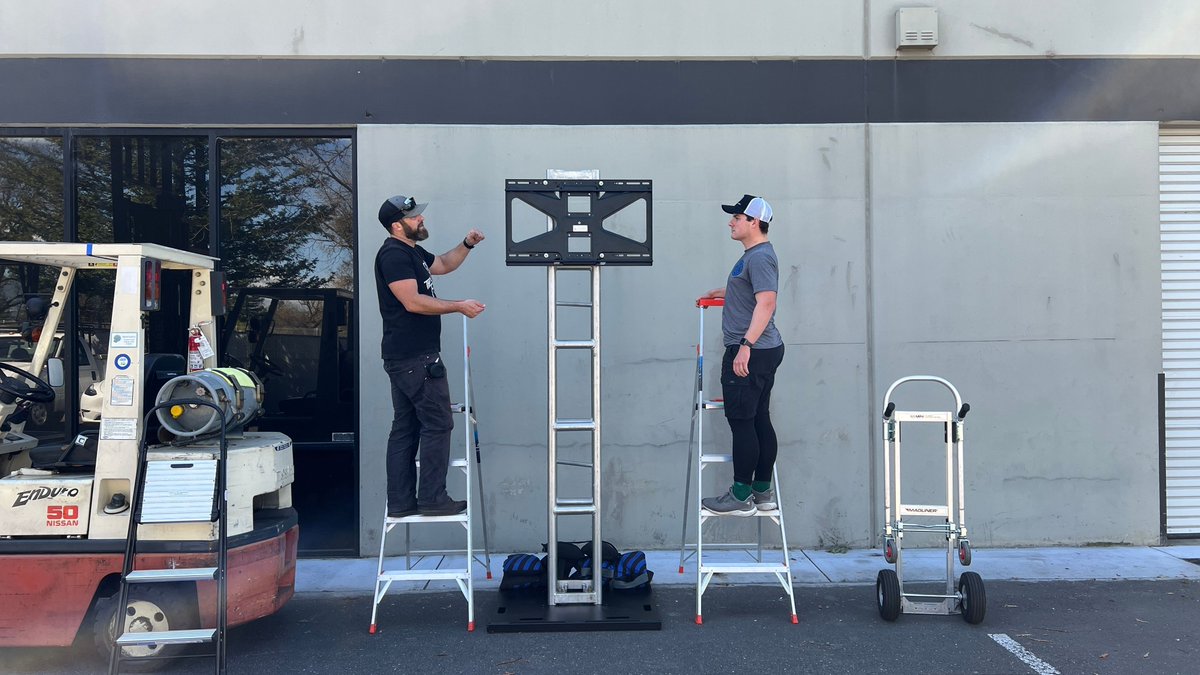 daxentpro's tweet image. Testing a new TV mount 🛠️📺 on trussing for an upcoming event to ensure everything is rock solid and event-ready. From stability to sightlines, every detail matters for flawless execution! 🔥 #EventPrep #TechTesting #DaxEntertainment #DetailsMatter