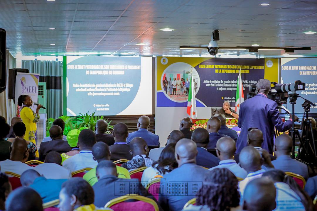 barutwaAu's tweet photo. Le @PAEEJ_Burundi n’est pas un simple programme : c’est un catalyseur de destinées. Les jeunes entrepreneurs témoignent, épanouis et reconnaissants. #Terimbere #Burundi
@GeneralNeva
@NtareHouse @IntumwaNews @nkurunzizaherm2 @sinrenovat @DorianeMunezero @Gatoni_RG https://t.co/Ak6GaTlOCM