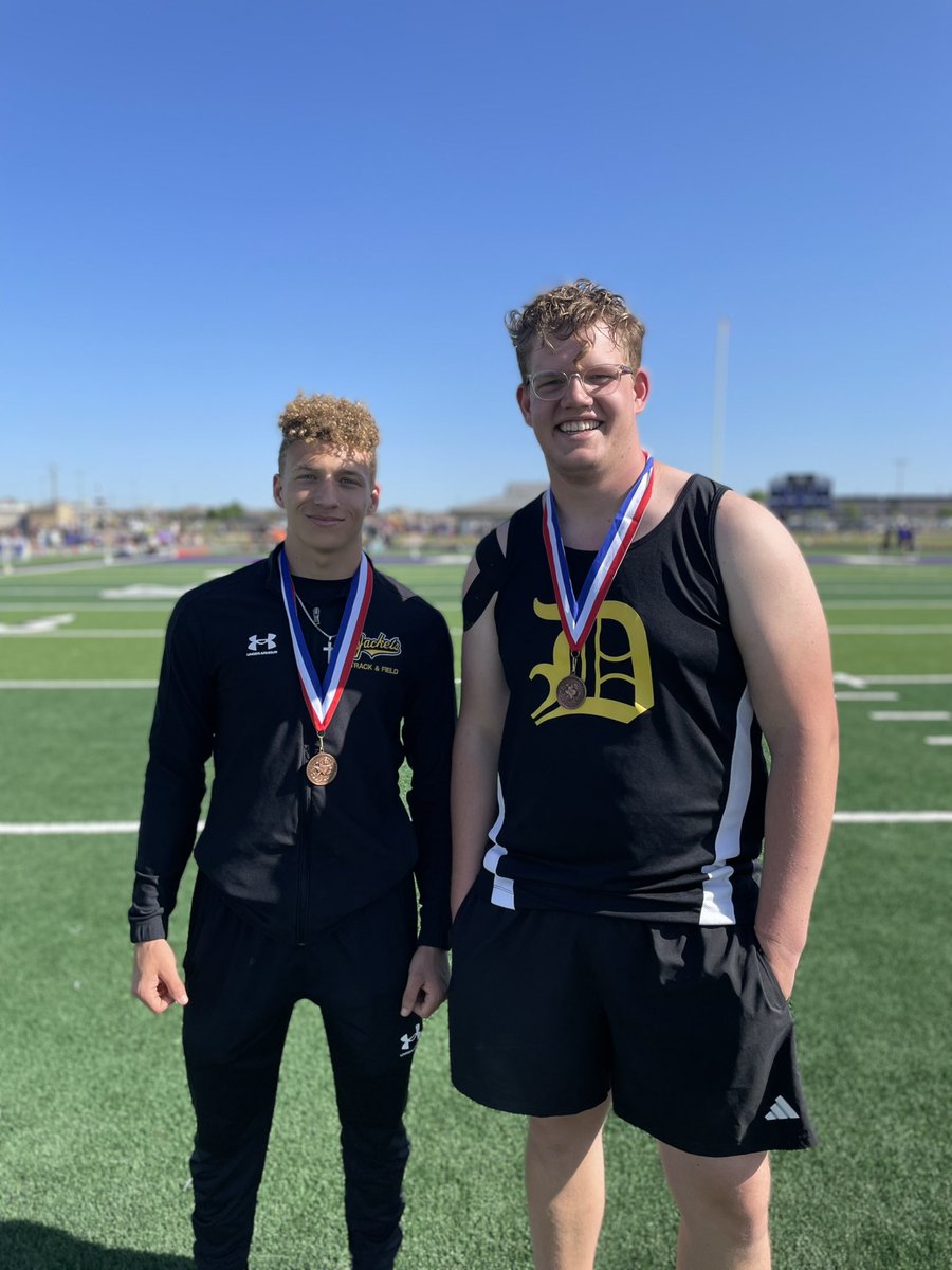 Denison HS Track & Field (@denisontrack) on Twitter photo Yellowjacket Regional Qualifiers….Congratulations to <a href="/10ThomasRendon/">Thomas Rendon</a> - Long Jump and Josh Akins - Shot Put!!! Yellowjacket Regional Qualifiers….Congratulations to <a href="/10ThomasRendon/">Thomas Rendon</a> - Long Jump and Josh Akins - Shot Put!!!