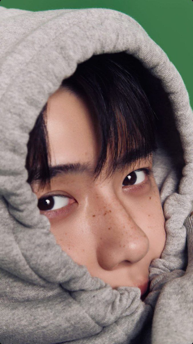 aymforEXO's tweet photo. HAPPY BIRTHDAY SEHUN🎂🎉

#SEHUN #세훈
#EXO #엑소 #weareoneEXO
#HappySEHUNday https://t.co/xqLcs4amBs