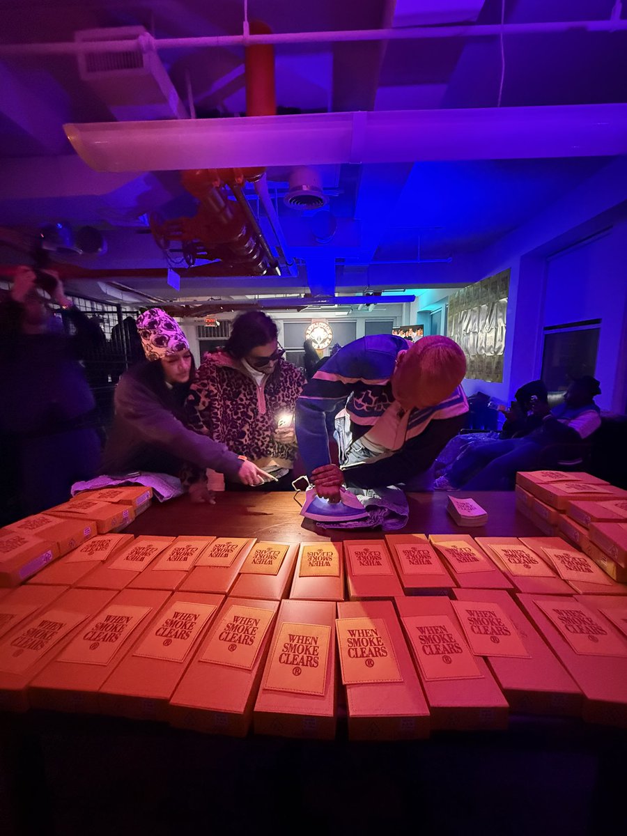 CG_NY's tweet photo. Steamed spliffs &amp; iron-on patches all last night #TAGZ https://t.co/ToiiFMvkXh