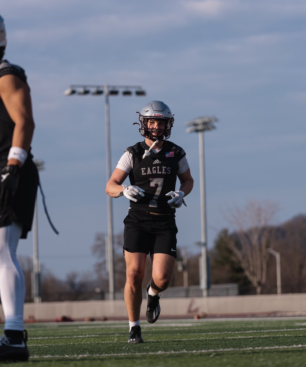 All gas, no breaks 🦅🏈

#TheExperience #d3fb