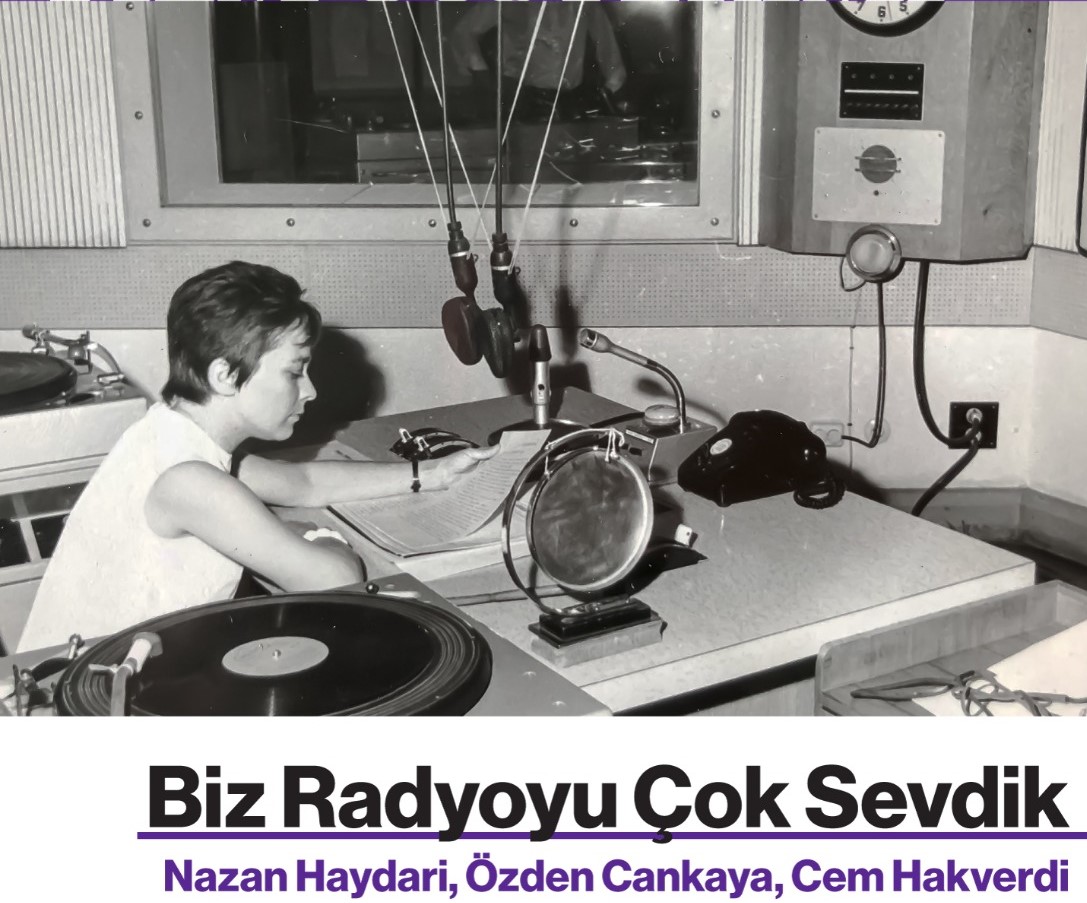 13 ve 14 Nisan'da Uluslararası Film Festivali'nde çok değerli bir yapım izleyebilirsiniz: 

Prof. Dr. Özden Cankaya <a href="/CankayaZden/">özden cankaya</a>  , Prof. Dr. Nazan Haydari ve Cem Hakverdi imzalı "Biz Radyoyu Çok Sevdik" 

13 Nisan saat 16.00'da Beyoğlu Sineması, 
14 Nisan saat 21.30'da Kadıköy