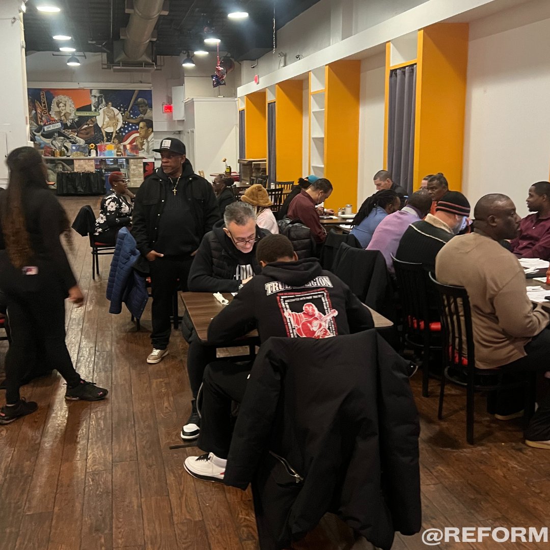 REFORM's tweet photo. Congrats to the graduates of the Restaurant Ready program at Edgecombe. This program helps formerly incarcerated people gain skills to work and thrive in the hospitality industry.

We’re honored to work with @OdysseyHouseNY and partners National Restaurant Association (@WeRRestaurants ) and NY Restaurant Association (@NYSRA) on this initiative.