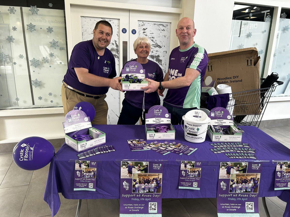 More volunteers helping with #65rosesday2025. Great support from the people of Clare. <a href="/dunnesstores/">Dunnes Stores</a> <a href="/cf_ireland/">CF Ireland</a>