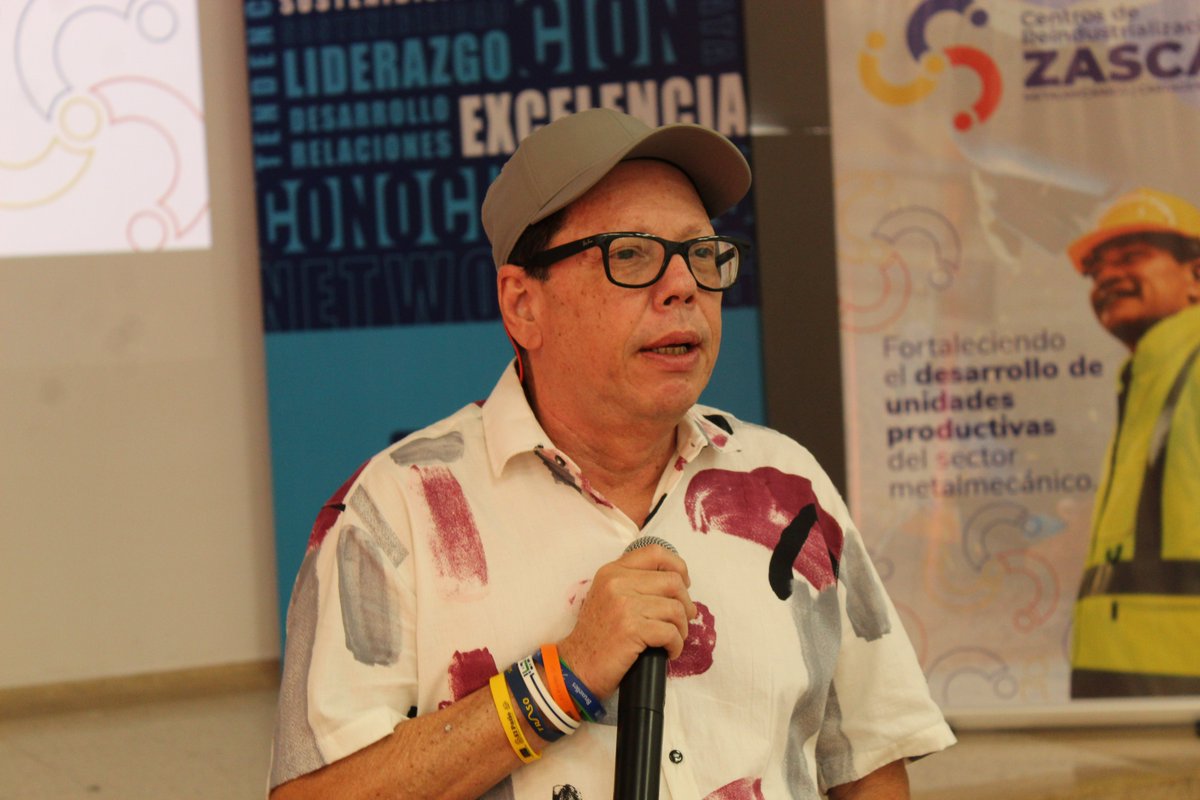 El patio UTB tweet media