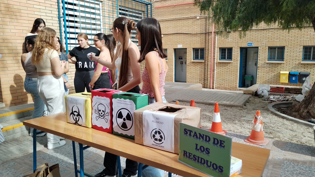 FPsanidad tweet media