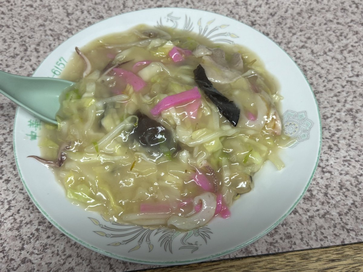 NBk52m's tweet photo. 中華大八
臨時休業してたけど今日から再開
ちゃんぽん、皿うどん、チャーハン
#旅行　#長崎 https://t.co/yEWlG8JhXM