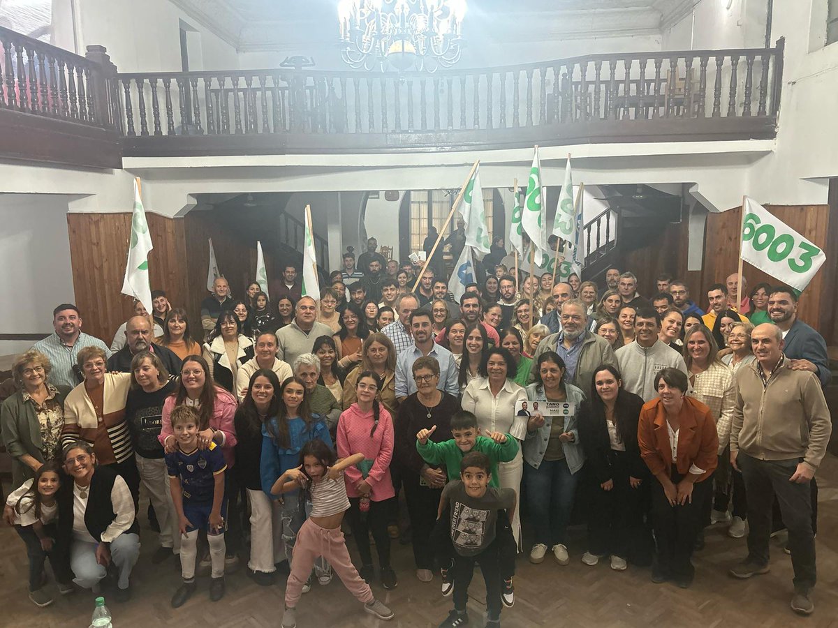 ftc_hd's tweet photo. Se realizo en Sarandí Grande el lanzamiento de la candidatura de Maximiliano Ripoll como Alcalde de esa ciudad.
El acto fue acompañado por el candidato a Intendente Cayetano Stopingi. https://t.co/ioWQyZthoo