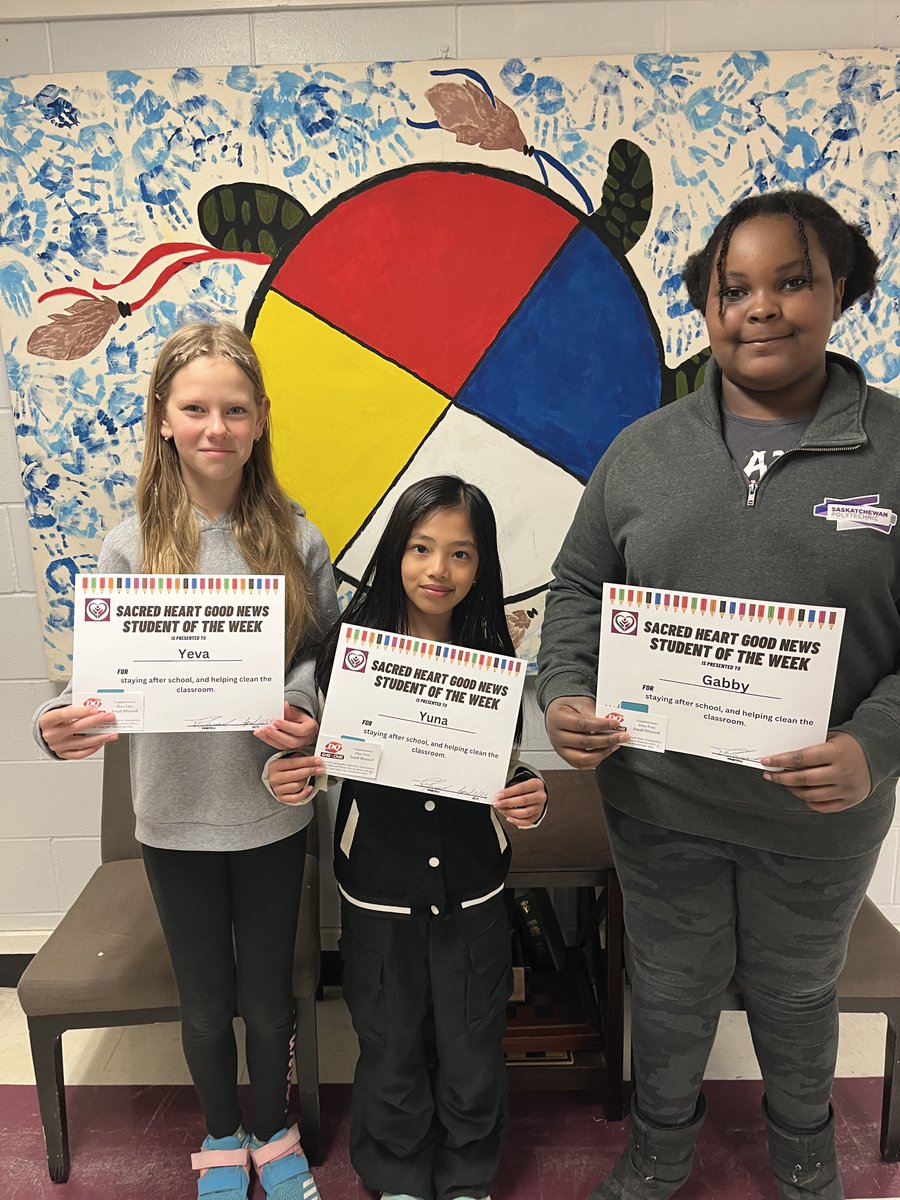 Congratulations to Yeva, Yuna, and Gabby for being our Good News Students of the Week! <a href="/HolyTrinitySD/">Holy Trinity</a> <a href="/SacredHeart_MJ/">Sacred Heart</a>