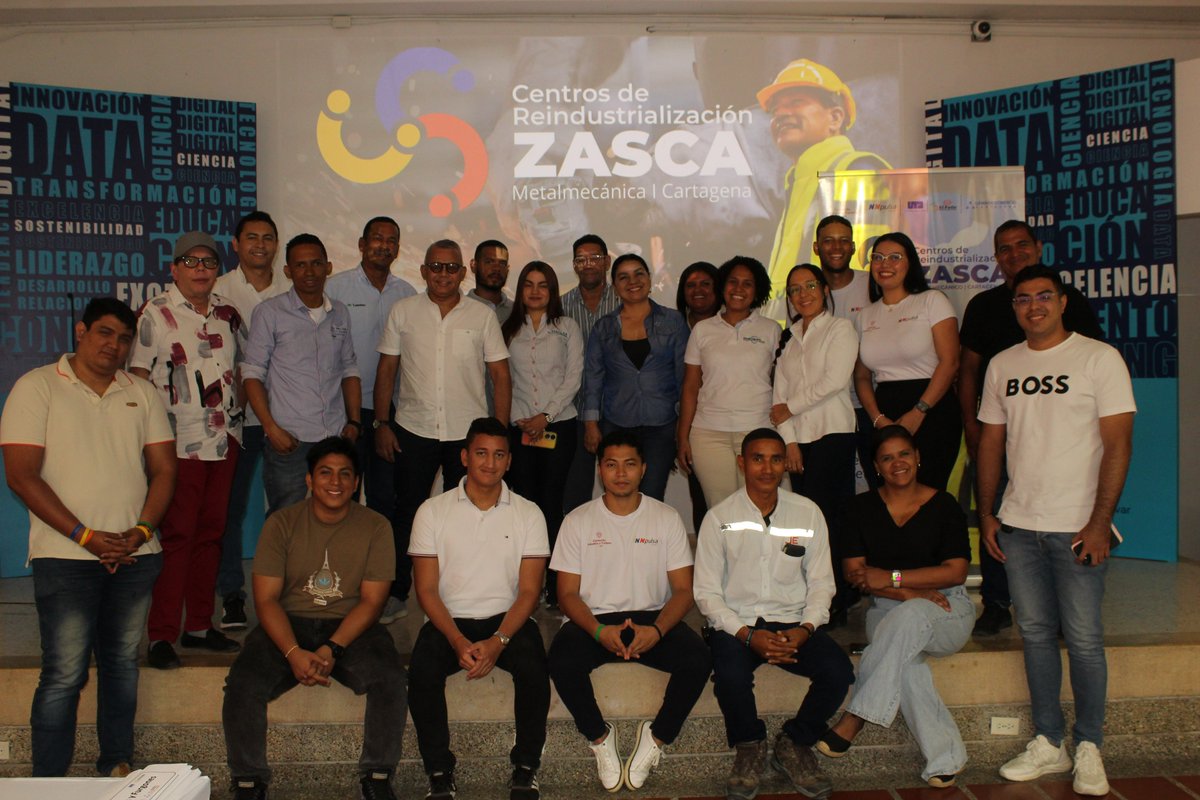 El patio UTB tweet media