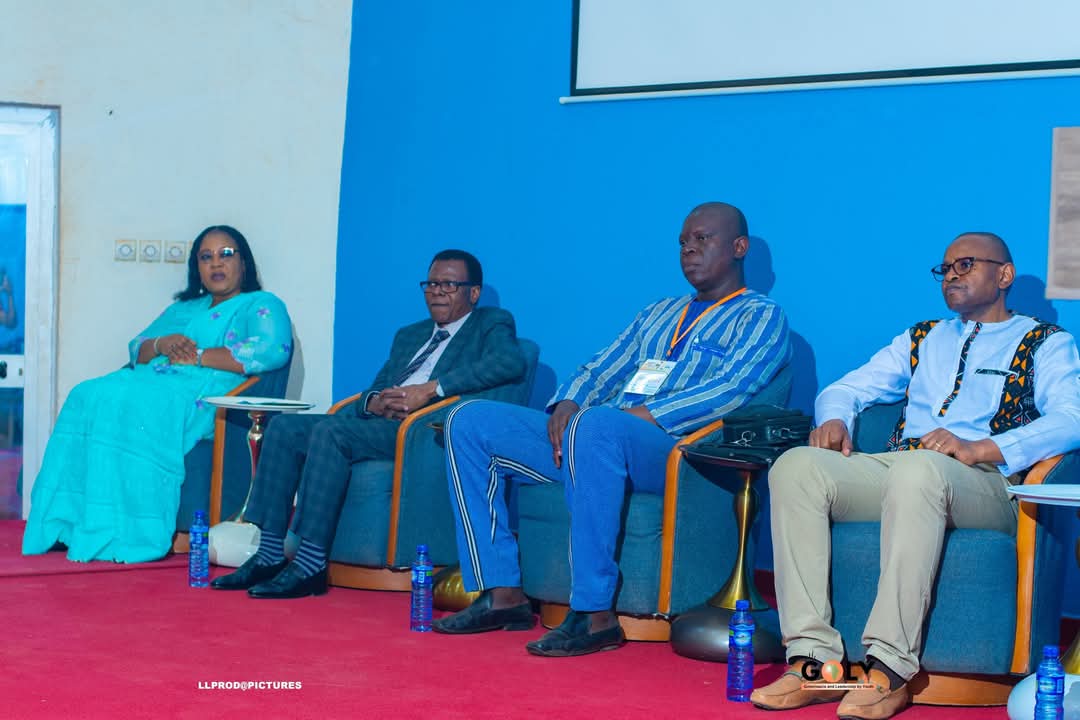heroinesdufaso's tweet photo. [ FALGD 2ÈME ÉDITION, C'EST LANCÉ ] 

Une cérémonie d'ouverture a donné le ton de cette 2ème édition du Forum Africain sur le Leadership et la Gouvernance pour le Développement (FALGD).

#GOLY #FALGD2025 #Leadership #Gouvernance #développementpersonnel https://t.co/Ll1hhD5pHD