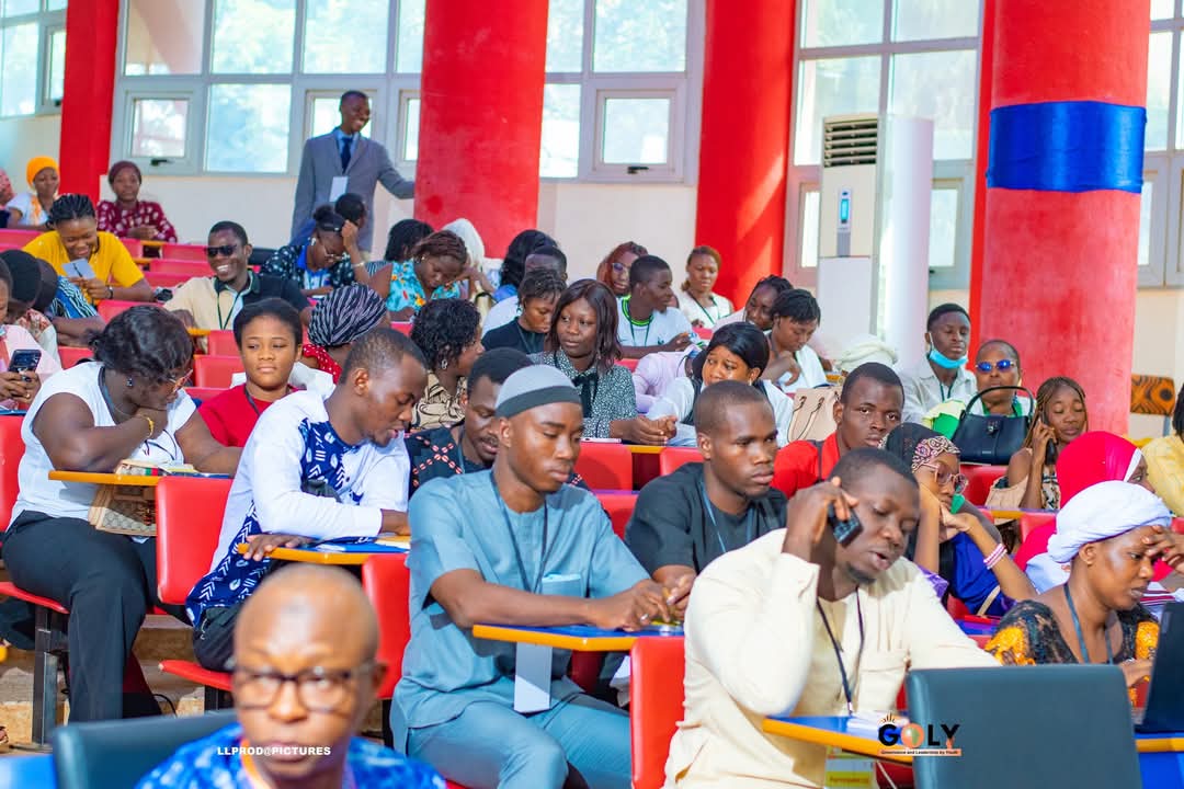 heroinesdufaso's tweet photo. [ FALGD 2ÈME ÉDITION, C'EST LANCÉ ] 

Une cérémonie d'ouverture a donné le ton de cette 2ème édition du Forum Africain sur le Leadership et la Gouvernance pour le Développement (FALGD).

#GOLY #FALGD2025 #Leadership #Gouvernance #développementpersonnel https://t.co/Ll1hhD5pHD