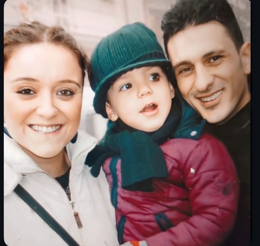 Sizin için dünyayı ayağa kaldıracağız!
#AhmetMinguzziEmsalOlsun