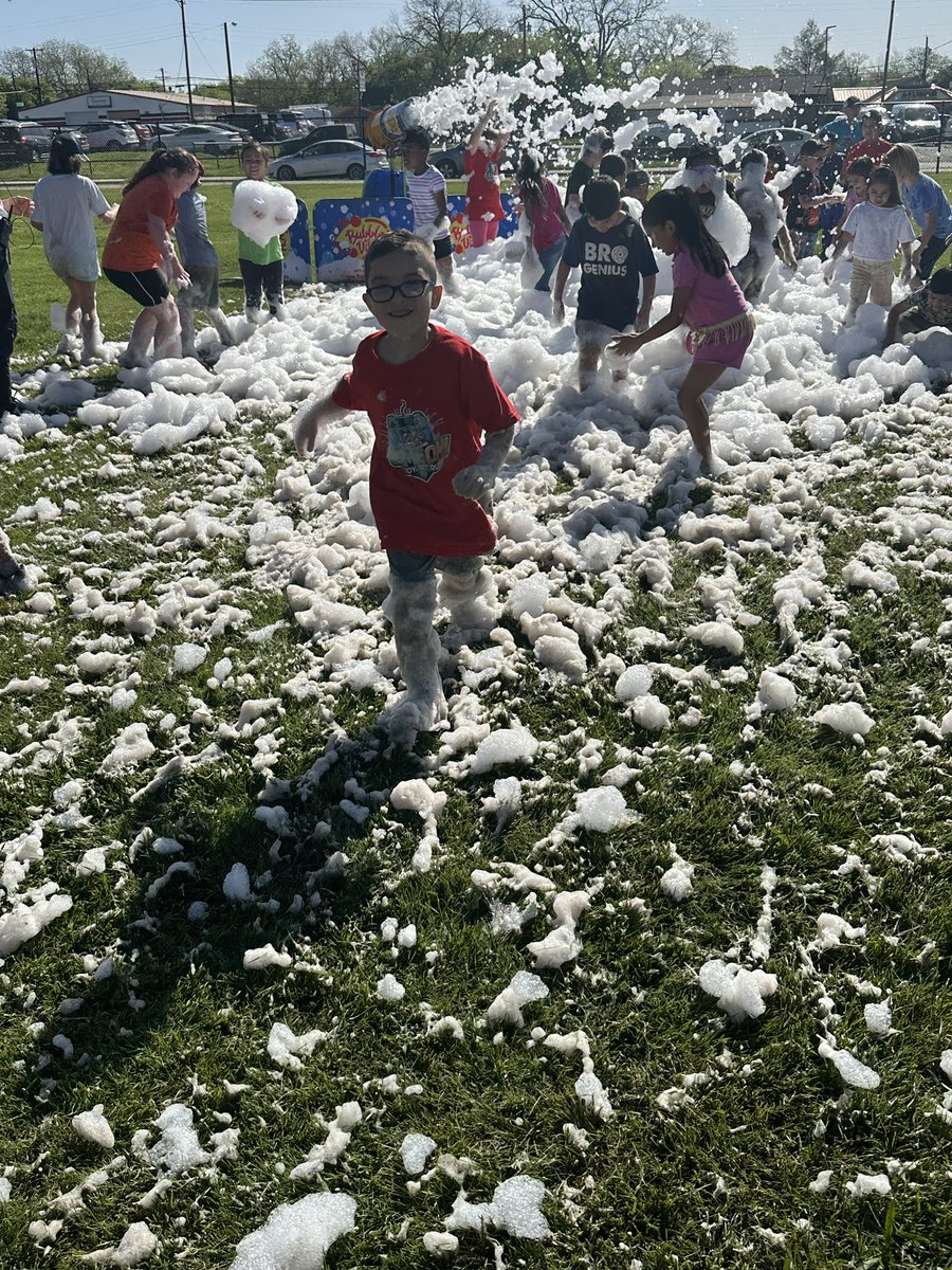 More fun at the Fun Run! #finchfalcons