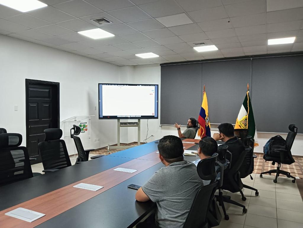 geotactics_ec tweet media